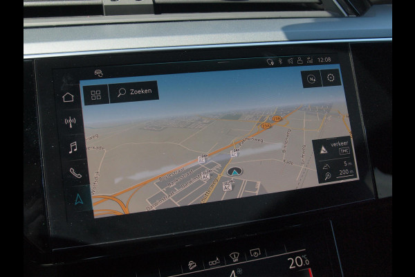 Audi e-tron e-tron 55 quattro 95 kWh | Panoramadak | 360 Camera | Apple Carplay | Bang & Olufsen | Head-Up Display | Trekhaak |