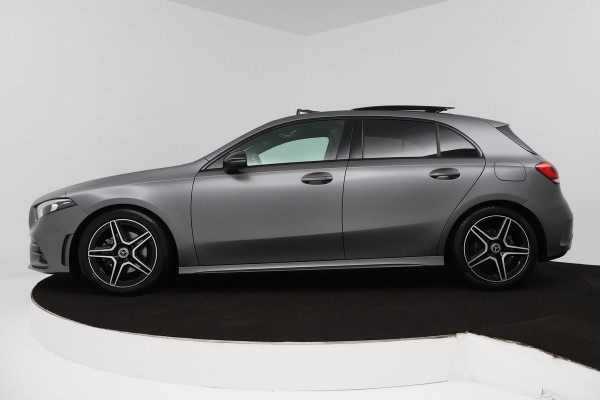 Mercedes-Benz A-Klasse 180 Business Solution AMG Plus (PANORAMADAK, STOELVERWARMING, ACHTERUITRIJCAMERA, GOED ONDERHOUDEN)
