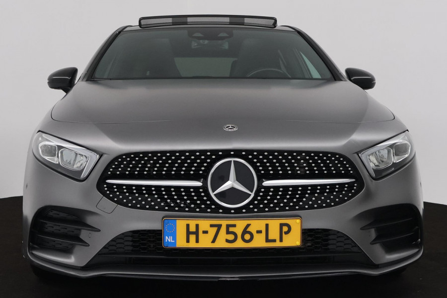 Mercedes-Benz A-Klasse 180 Business Solution AMG Plus (PANORAMADAK, STOELVERWARMING, ACHTERUITRIJCAMERA, GOED ONDERHOUDEN)