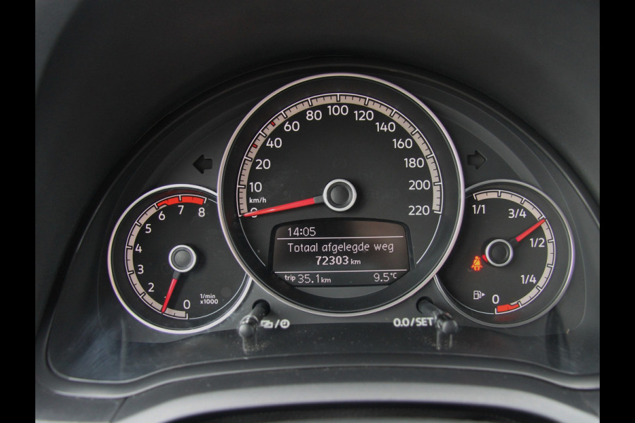 Volkswagen up! Active 5drs. Clima | Cruise | Camera | Vol!