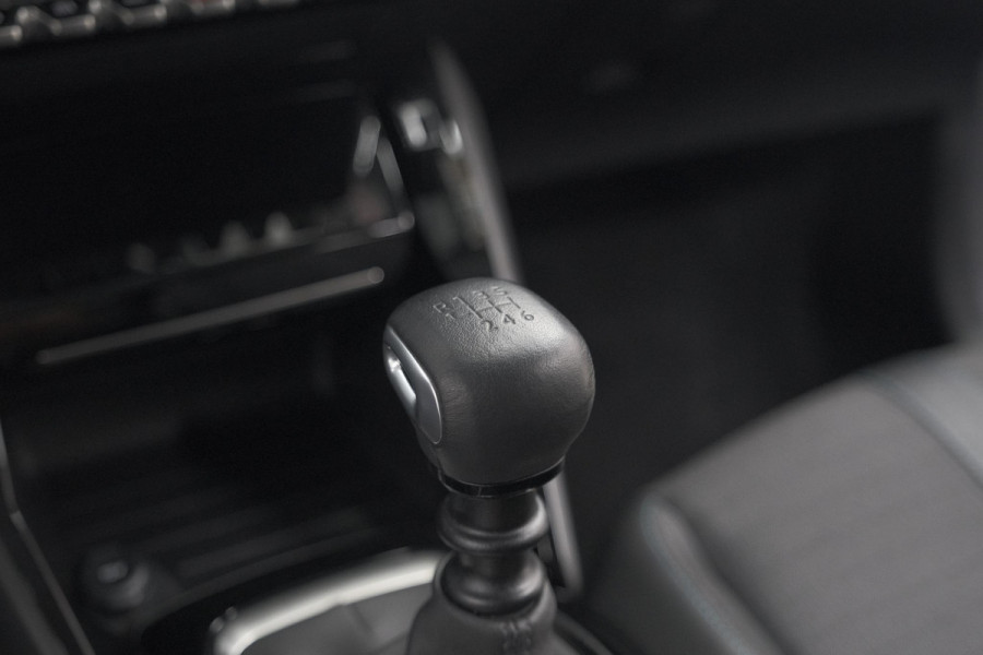 Peugeot 208 PureTech 100 Allure | Adaptieve Cruise Control | Camera | Apple Carplay