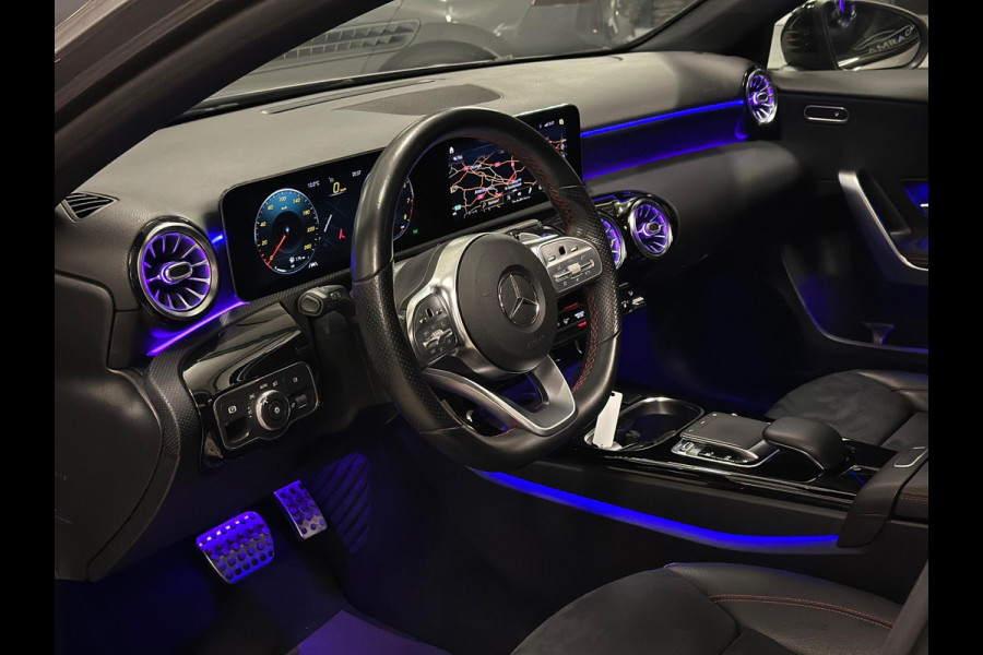 Mercedes-Benz A-Klasse 200 AMG|PANO|SFEER|BOMVOL