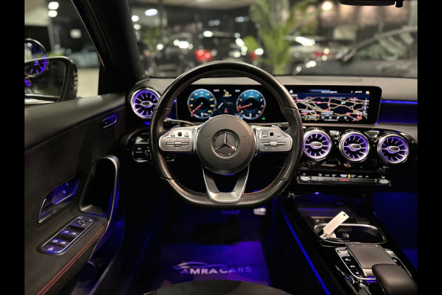 Mercedes-Benz A-Klasse 200 AMG|PANO|SFEER|BOMVOL