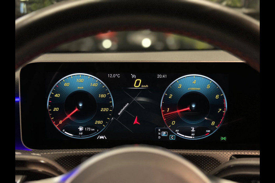 Mercedes-Benz A-Klasse 200 AMG|PANO|SFEER|BOMVOL