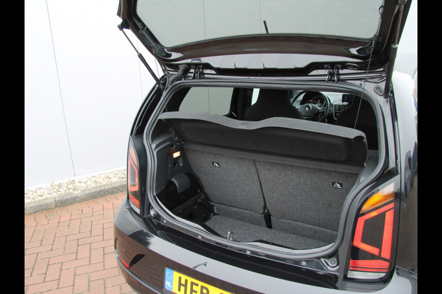 Volkswagen up! Active 5drs. Clima | Cruise | Camera | Vol!