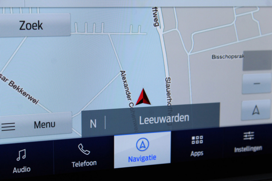 Ford Kuga 2.5-225pk PHEV ST-Line X. Hybride rijden voor een redelijke prijs ! Stoel- en voorraamverwarming, B&O soundsystem, navigatie, telefoonvoorb., metallic lak, LM wielen, side- en lane assist, camera v+a, adaptive cruise control, elektr. achterklep etc., etc.