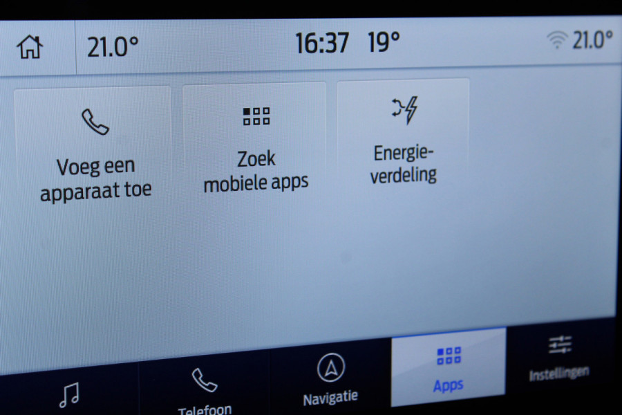 Ford Kuga 2.5-225pk PHEV ST-Line X. Hybride rijden voor een redelijke prijs ! Stoel- en voorraamverwarming, B&O soundsystem, navigatie, telefoonvoorb., metallic lak, LM wielen, side- en lane assist, camera v+a, adaptive cruise control, elektr. achterklep etc., etc.