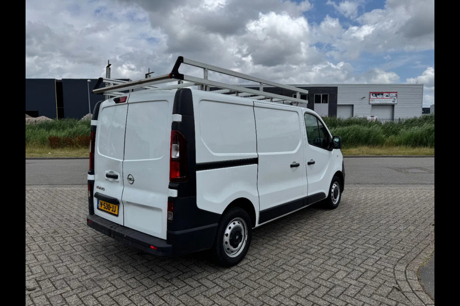 Opel Vivaro 1.6 CDTI L1H1 Edition Airco / Navi / Camera