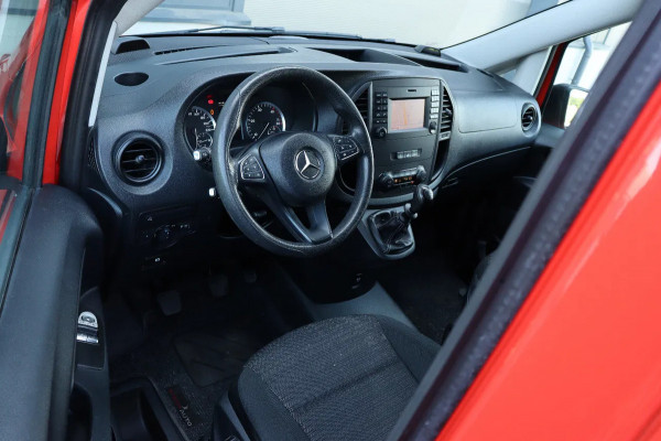 Mercedes-Benz Vito 114 CDi XL l AIRCO l NAVI l TREKHAAK l IMPERIAAL