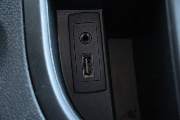 Mercedes-Benz Vito 114 CDi XL l AIRCO l NAVI l TREKHAAK l IMPERIAAL