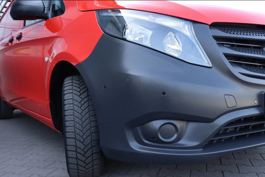 Mercedes-Benz Vito 114 CDi XL l AIRCO l NAVI l TREKHAAK l IMPERIAAL