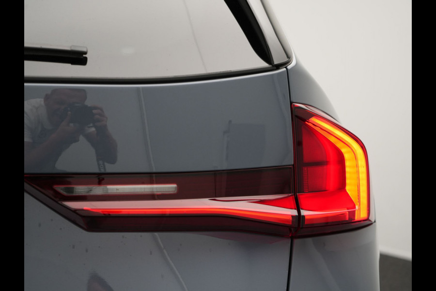 BMW X1 sDrive18i M-Sport | Leder Alcantara Sportstoelen | Navigatie | Cruise Control | Camera | Park Assist
