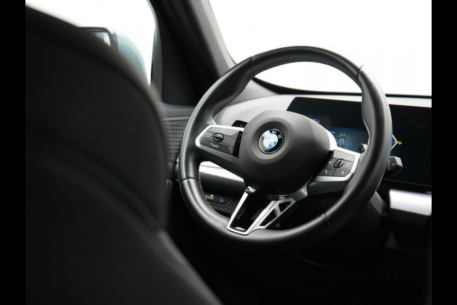 BMW X1 sDrive18i M-Sport | Leder Alcantara Sportstoelen | Navigatie | Cruise Control | Camera | Park Assist