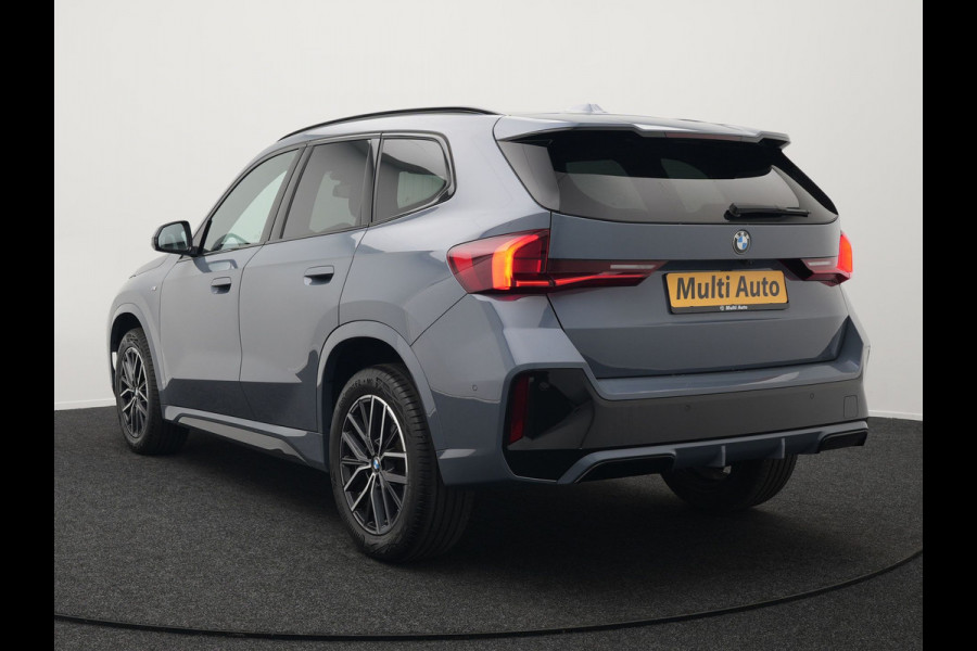 BMW X1 sDrive18i M-Sport | Leder Alcantara Sportstoelen | Navigatie | Cruise Control | Camera | Park Assist