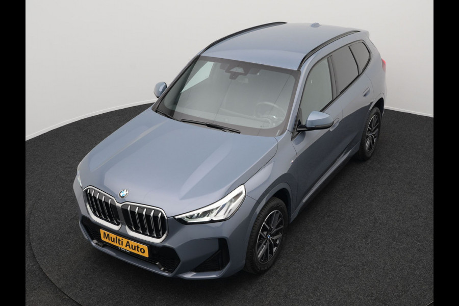 BMW X1 sDrive18i M-Sport | Leder Alcantara Sportstoelen | Navigatie | Cruise Control | Camera | Park Assist