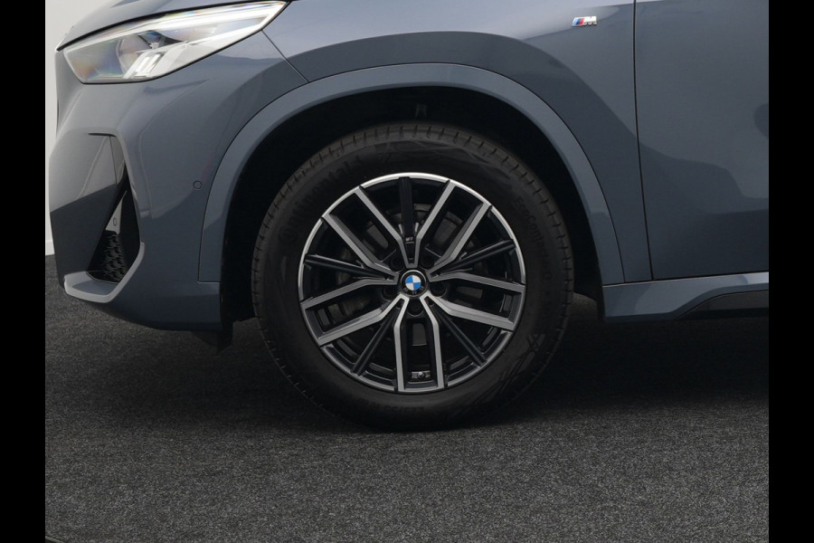 BMW X1 sDrive18i M-Sport | Leder Alcantara Sportstoelen | Navigatie | Cruise Control | Camera | Park Assist