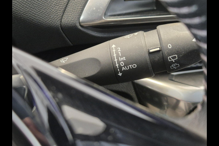 Peugeot 3008 1.2 PureTech Access | Navigatie | Parkeersensoren voor/achter | Apple Carplay/Android Auto |