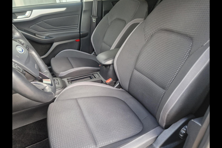 Ford FOCUS Wagon 1.0 EcoBoost Trend Edition Business | Wegklapbare Trekhaak | Stuur,stoel en voorruitverwarming | Camera achter | Cruisecontrol | Navigatie |