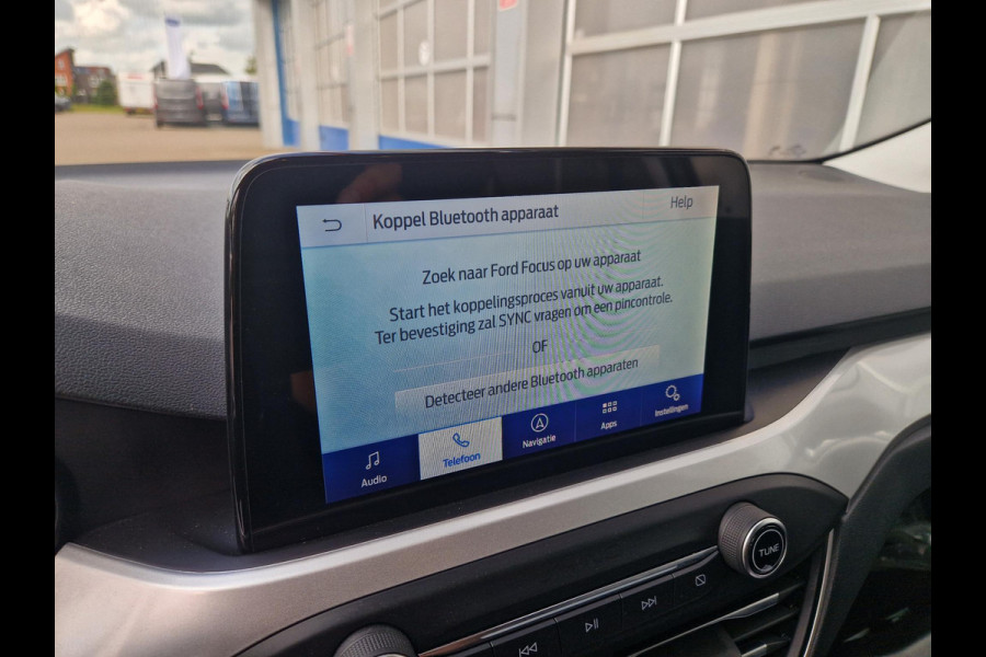 Ford FOCUS Wagon 1.0 EcoBoost Trend Edition Business | Wegklapbare Trekhaak | Stuur,stoel en voorruitverwarming | Camera achter | Cruisecontrol | Navigatie |