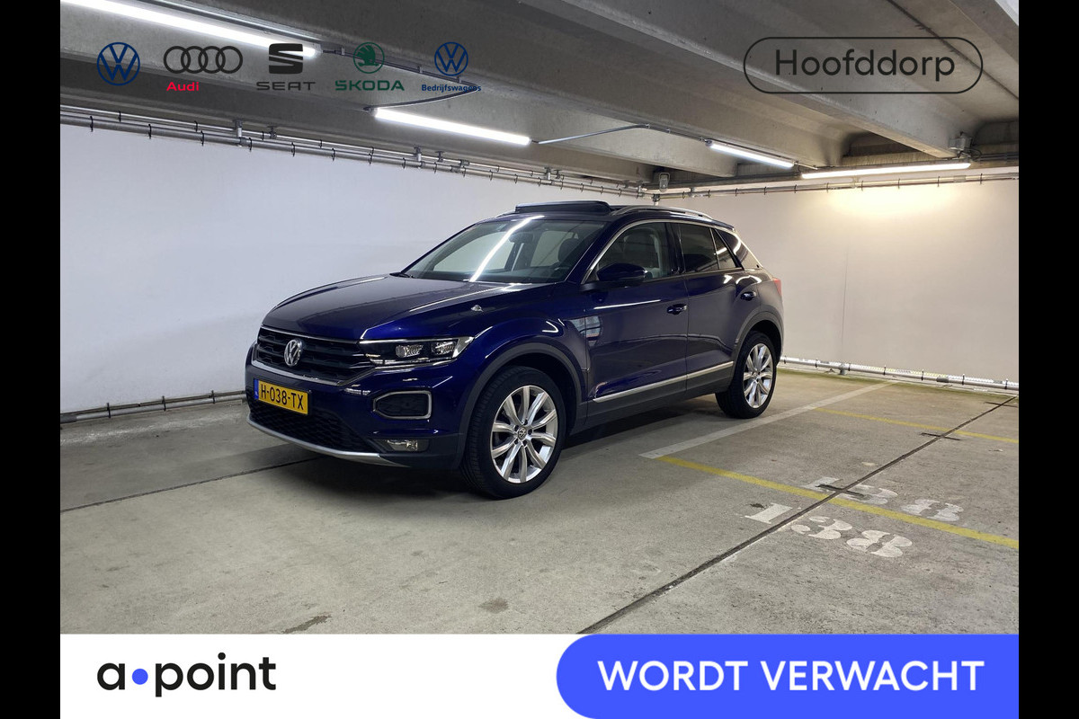 Volkswagen T-Roc 1.5 TSI Sport 150 pk Automaat (DSG) | Navigatie | Panoramadak | Parkeersensoren | Achteruitrijcamera | LED koplampen | Stoelverwarming | Volkswagen T-Roc 1.5 TSI Sport 150 pk Automaat (DSG) | Navigatie | Panoramadak | Parkeersensoren | Achteruitrijcamera | LED koplampen | Stoelverwarming |