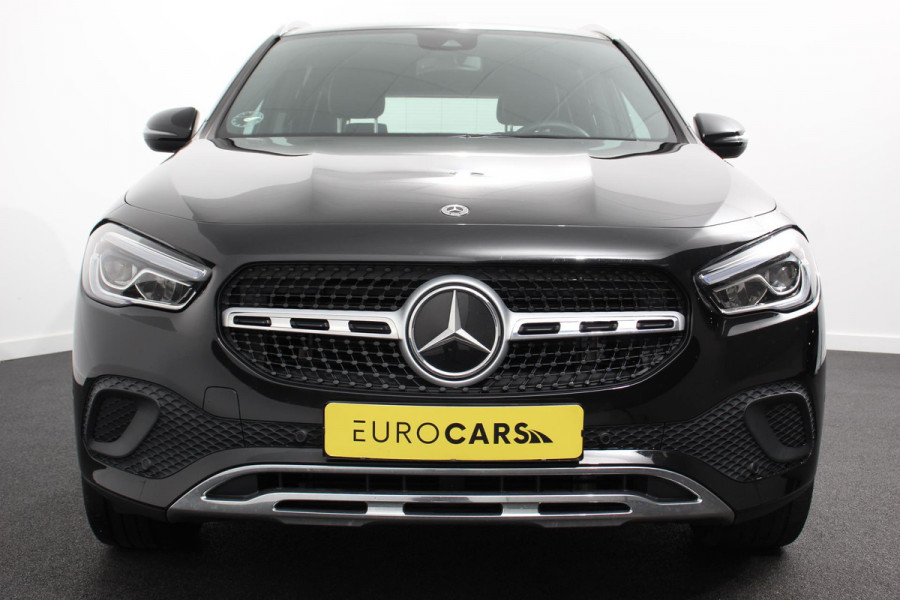 Mercedes-Benz GLA 200 Automaat Progressive Line | Navigatie | Stoelverwarming | Park Assist | Parkeersensoren | Camera | Spiegelpakket | LED koplamp High Performance | Elektrische achterklep | Seat-comfort Pack|