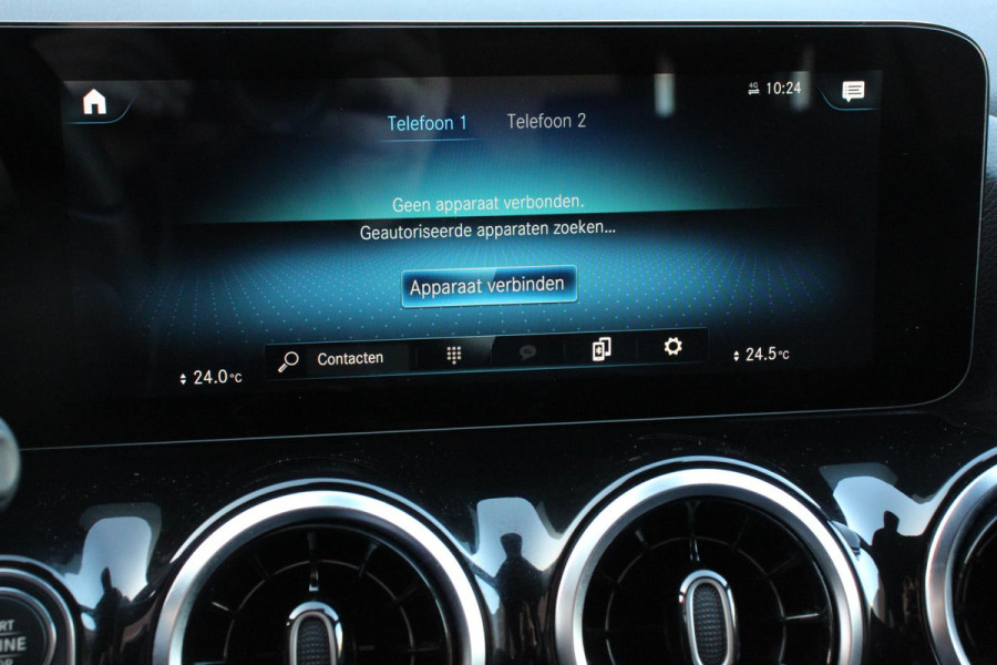 Mercedes-Benz GLA 200 Automaat Progressive Line | Navigatie | Stoelverwarming | Park Assist | Parkeersensoren | Camera | Spiegelpakket | LED koplamp High Performance | Elektrische achterklep | Seat-comfort Pack|