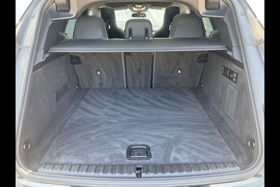 BMW iX xDrive50 High Executive 112 kWh Laser B&W Pano.dak Trekhaak M-sport