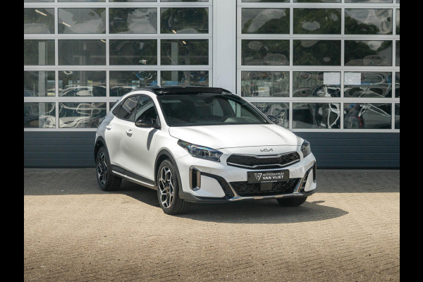 Kia Xceed 1.5 T-GDi GT-PlusLine | Automaat | Pano dak | 18" velgen | Clima | Cruise | GT interieur