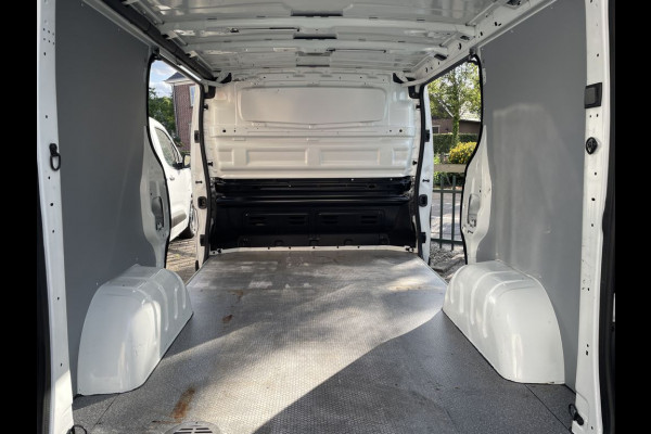 Renault Trafic 2.0 dCi 120pk E6 Comfort BPM Vrij! Lease €246 p/m, Airco, Trekhaak, 2x Schuifdeur, PDC, Cruise controle, , Onderhoudshistorie aanwezig