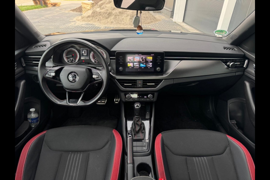 Škoda Kamiq 1.5 TSI MONTE CARLO M2021 PANO CARPLAY PDC SPORTVELGEN CLIMATE