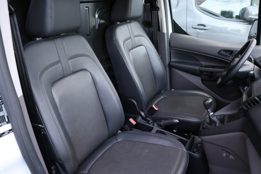 Ford Transit Connect 1.5 EcoBlue | PDC V+A | Airco | Trekhaak | Lederen bekleding | Dealer onderhouden | Nieuwe APK | Euro 6 | MF Stuur