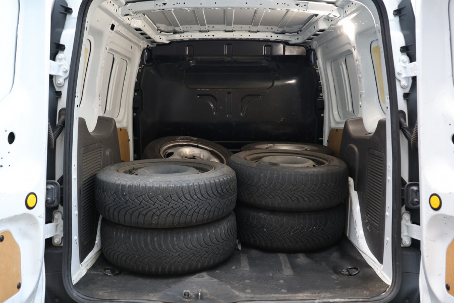 Ford Transit Connect 1.5 EcoBlue | PDC V+A | Airco | Trekhaak | Lederen bekleding | Dealer onderhouden | Nieuwe APK | Euro 6 | MF Stuur