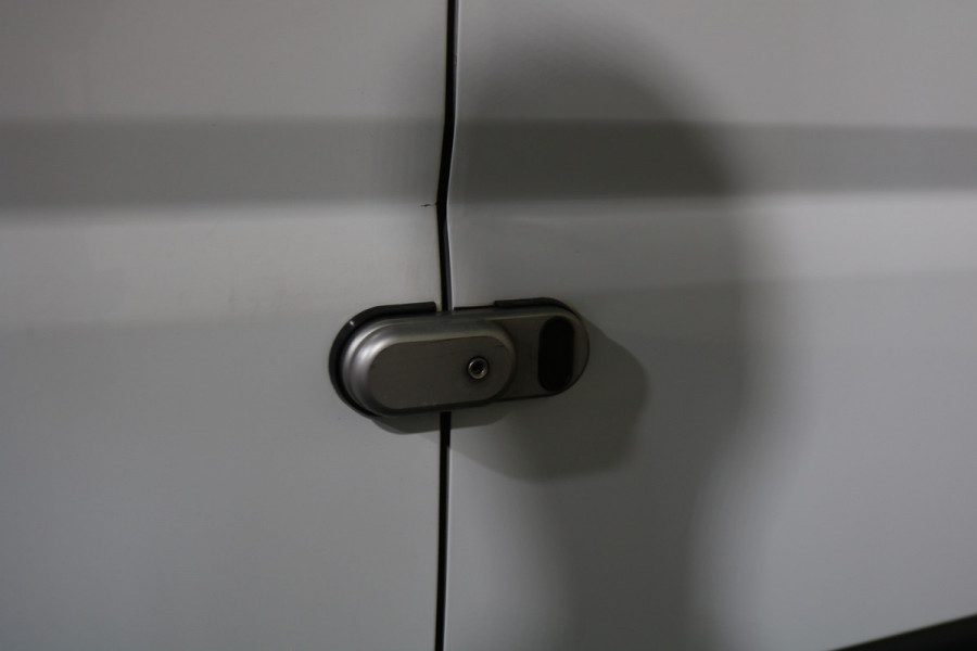 Opel Movano 2.2D 140pk L4 H2 Airco Navigatie Camera