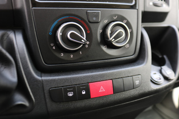 Opel Movano 2.2D 140pk L4 H2 Airco Navigatie Camera