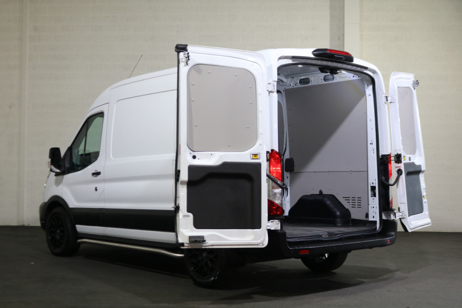 Ford Transit 2.0 TDCI 130pk Automaat L2 H2 Black Edition