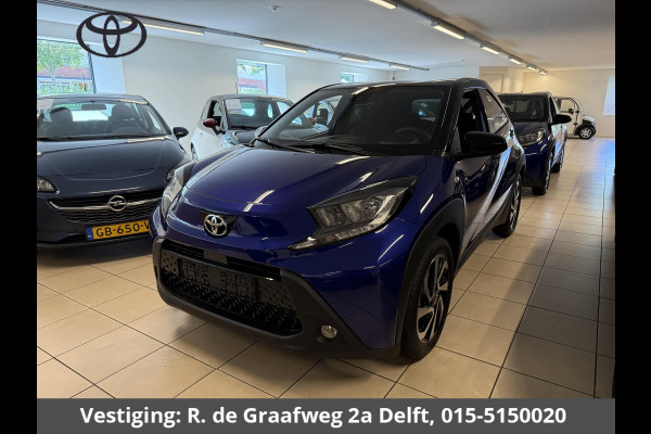 Toyota Aygo X 1.0 VVT-i S-CVT Pulse | Stoelverwarming | Adaptief Cruise Control | Achteruitrij Camera |