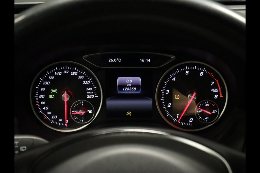 Mercedes-Benz A-Klasse 180 Sport [CAMERA, NAVIGATIE, HALF LEDER, BLUETOOTH, CRUISE CONTROL, AIRCO, NIEUWSTAAT]