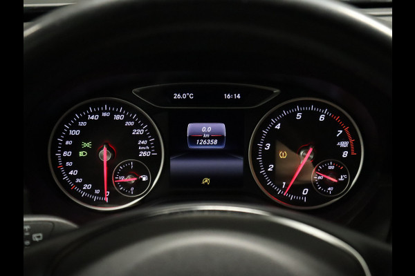 Mercedes-Benz A-Klasse 180 Sport [CAMERA, NAVIGATIE, HALF LEDER, BLUETOOTH, CRUISE CONTROL, AIRCO, NIEUWSTAAT]