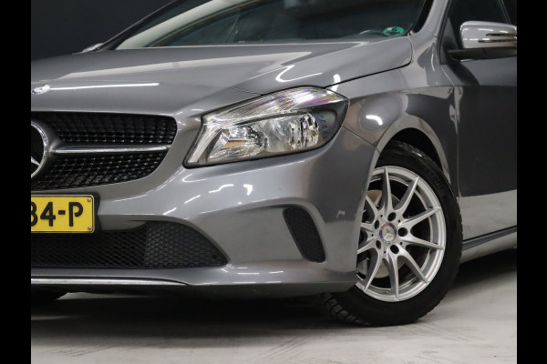 Mercedes-Benz A-Klasse 180 Sport [CAMERA, NAVIGATIE, HALF LEDER, BLUETOOTH, CRUISE CONTROL, AIRCO, NIEUWSTAAT]