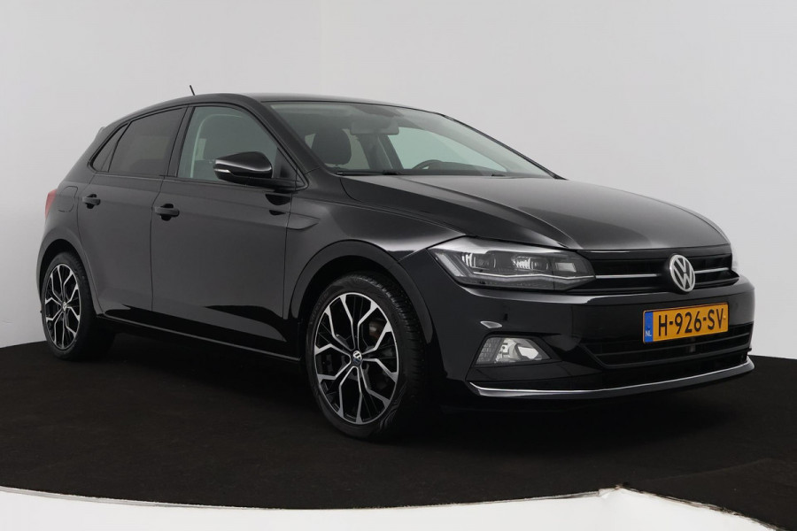 Volkswagen Polo 1.0 TSI Highline (PARKEERSENSOREN, CRUISE ADAPTIEF, NAVIGATIE, CARPLAY, AUTOMAAT, DIGITAAL DASHBOARD, NL-AUTO)