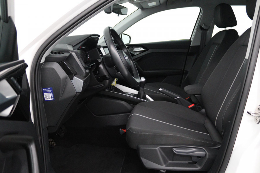 Audi A1 Sportback 25 TFSI Pro Line (LANE-ASSIST, CRUISE CONTROL, NAVIGATIE, NL-AUTO, GOED ONDERHOUDEN)