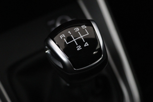 Audi A1 Sportback 25 TFSI Pro Line (LANE-ASSIST, CRUISE CONTROL, NAVIGATIE, NL-AUTO, GOED ONDERHOUDEN)