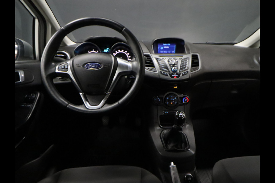 Ford Fiesta 1.0 Style Ultimate [AIRCO, NAVIGATIE, BLUETOOTH, RADIO, CD-SPELER, NIEUWSTAAT]