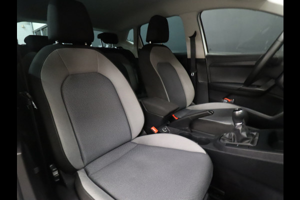 Seat Ibiza 1.0 TSI Style Business Intense [TREKHAAK, APPLE CARPLAY, ANDROID, CAMERA, PDC V+A, CRUISE, CLIMATE, NIEUWSTAAT]