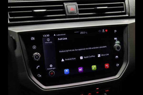 Seat Ibiza 1.0 TSI Style Business Intense [TREKHAAK, APPLE CARPLAY, ANDROID, CAMERA, PDC V+A, CRUISE, CLIMATE, NIEUWSTAAT]