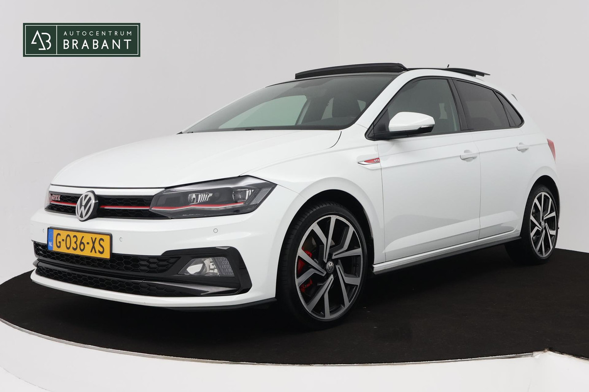 Volkswagen Polo 2.0 TSI GTI (PANORAMADAK, NL-AUTO, NAVIGATIE, ACHTERUITRIJCAMERA, AUTOMAAT, CRUISE ADAPTIEF, PARKEERSENSOREN) Volkswagen Polo 2.0 TSI GTI (PANORAMADAK, NL-AUTO, NAVIGATIE, ACHTERUITRIJCAMERA, AUTOMAAT, CRUISE ADAPTIEF, PARKEERSENSOREN)