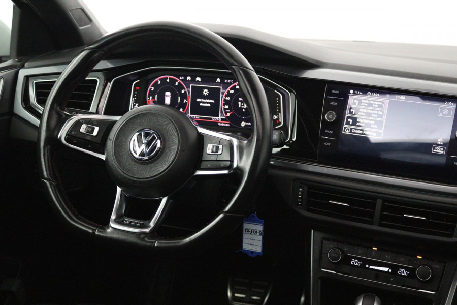 Volkswagen Polo 2.0 TSI GTI (PANORAMADAK, NL-AUTO, NAVIGATIE, ACHTERUITRIJCAMERA, AUTOMAAT, CRUISE ADAPTIEF, PARKEERSENSOREN)