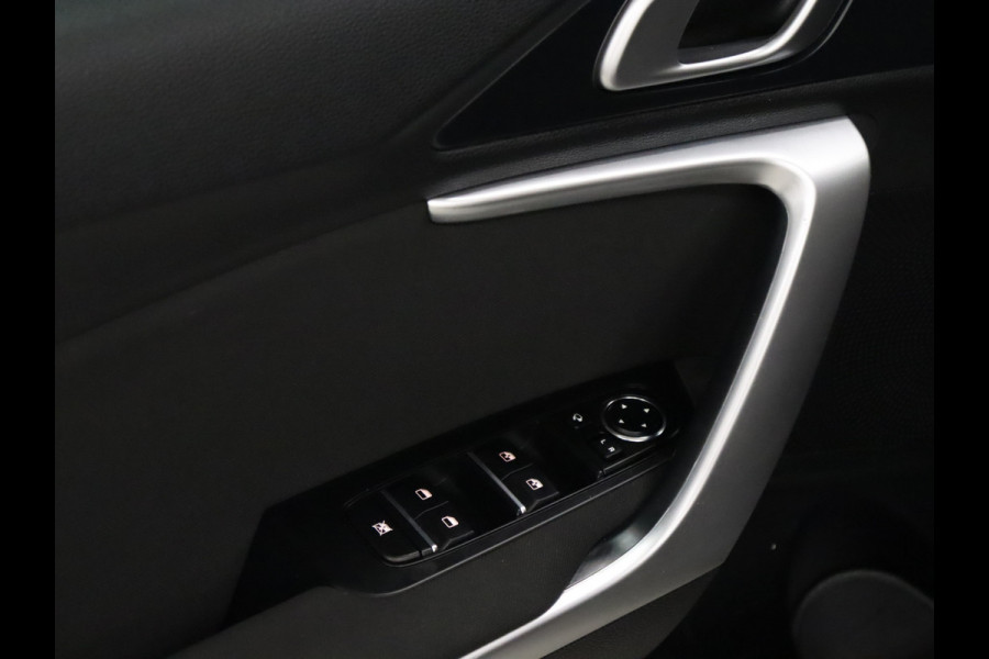 Kia Ceed Sportswagon 1.4 T-GDi DynamicLine [APPLE CARPLAY, ANDROID, CAMERA, NAVIGATIE, CRUISE CONTROL, CLIMATE CONTROL, NIEUWSTAAT]