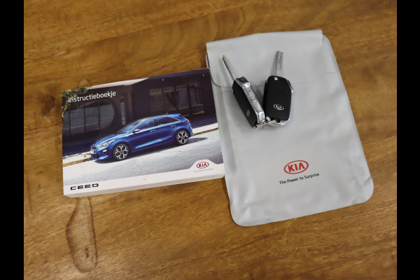 Kia Ceed Sportswagon 1.4 T-GDi DynamicLine [APPLE CARPLAY, ANDROID, CAMERA, NAVIGATIE, CRUISE CONTROL, CLIMATE CONTROL, NIEUWSTAAT]