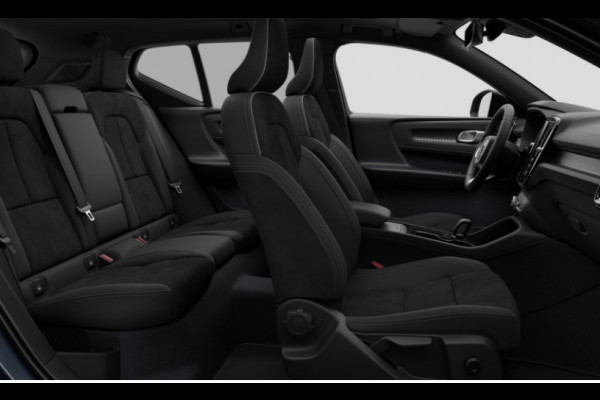 Volvo EX40 Single Motor Extended Range Plus Black Ed. 82 kWh Panoramadak / Apple Carplay / Android Auto / Harman kardon audio / Adaptive cruise control / Pilot assist / Lichtmetalen velgen /